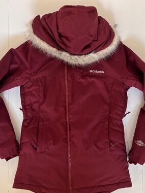 Columbia Women’s S Omni-Tech Omni-Heat Ski Snow Jacket Faux Fur Hood Burgundy